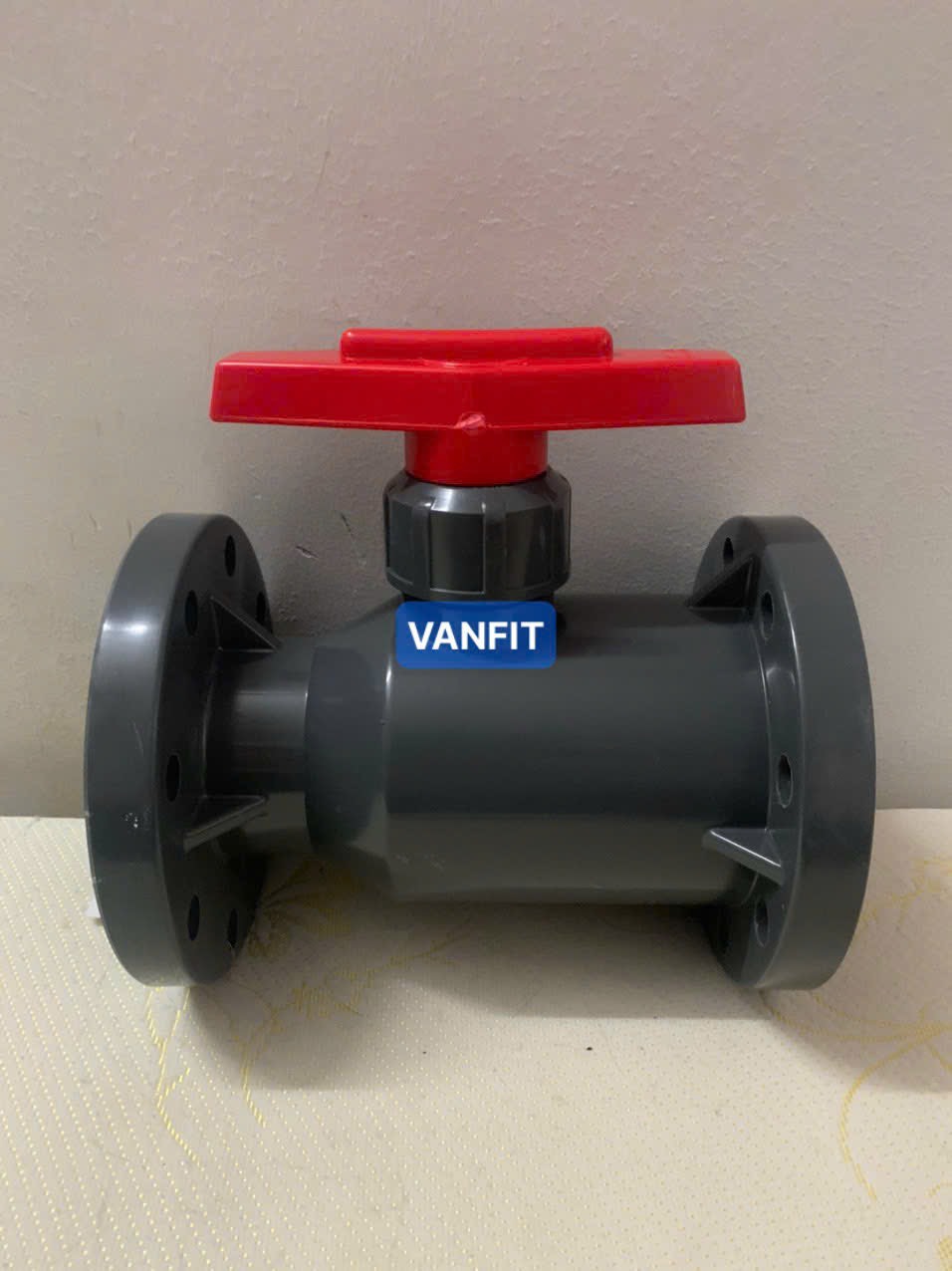 Van bi mặt bích uPVC