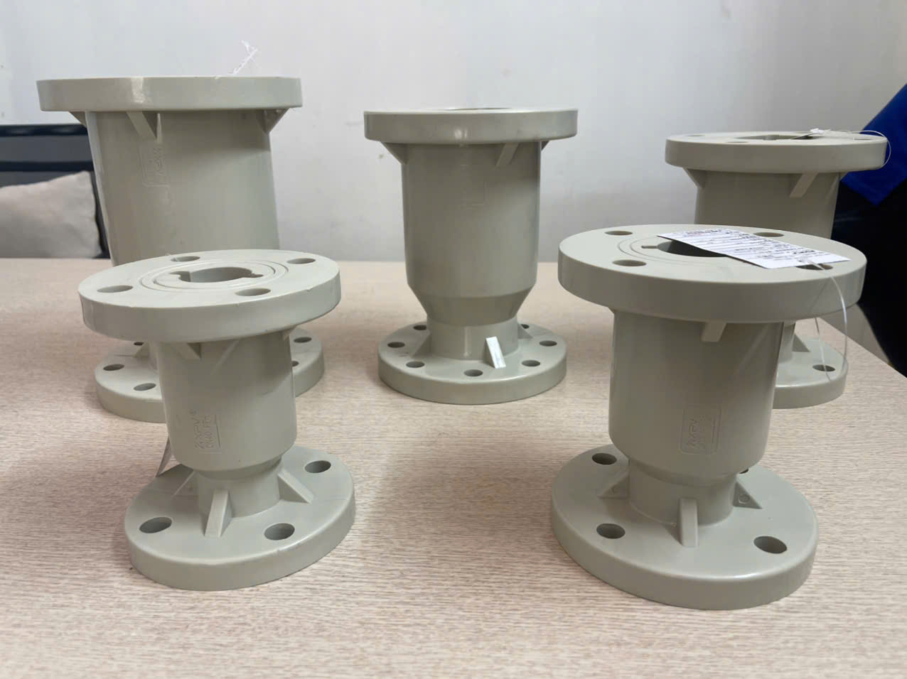 Van Một Chiều Nhựa PPH- Mặt Bích DN80 Van Một Chiều Nhựa PPH- Mặt Bích DN80