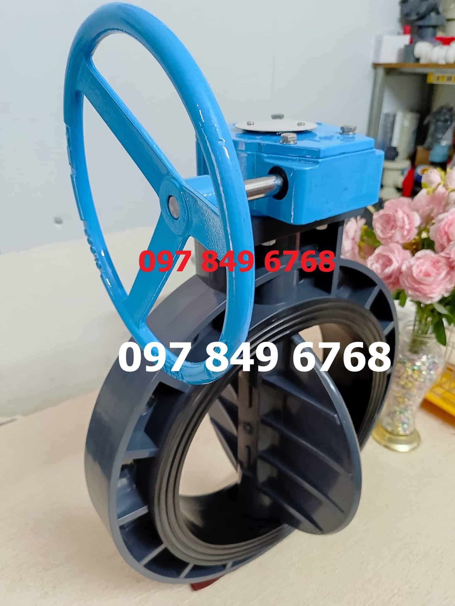 van-buom-pvc van bướm upvc